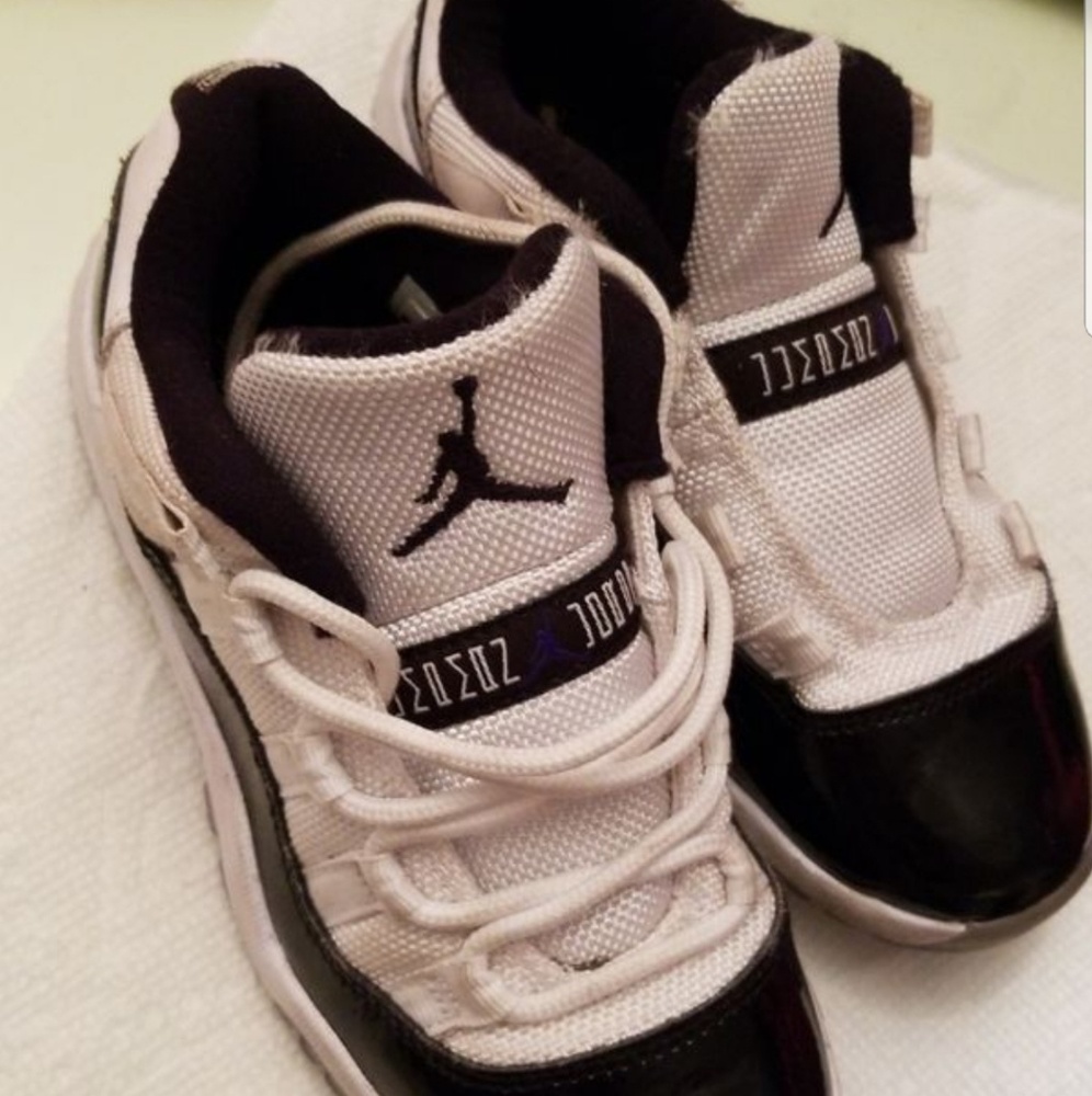 Kids jordans